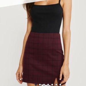 Abercrombie & Fitch - Plaid Mini Skirt - Size Small